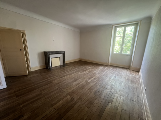 A VENDRE – T3 – HYPER CENTRE – Angers