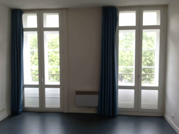A LOUER – Studio – NANTES
