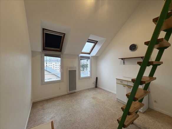 A LOUER – Studio – Angers/Belle Beille
