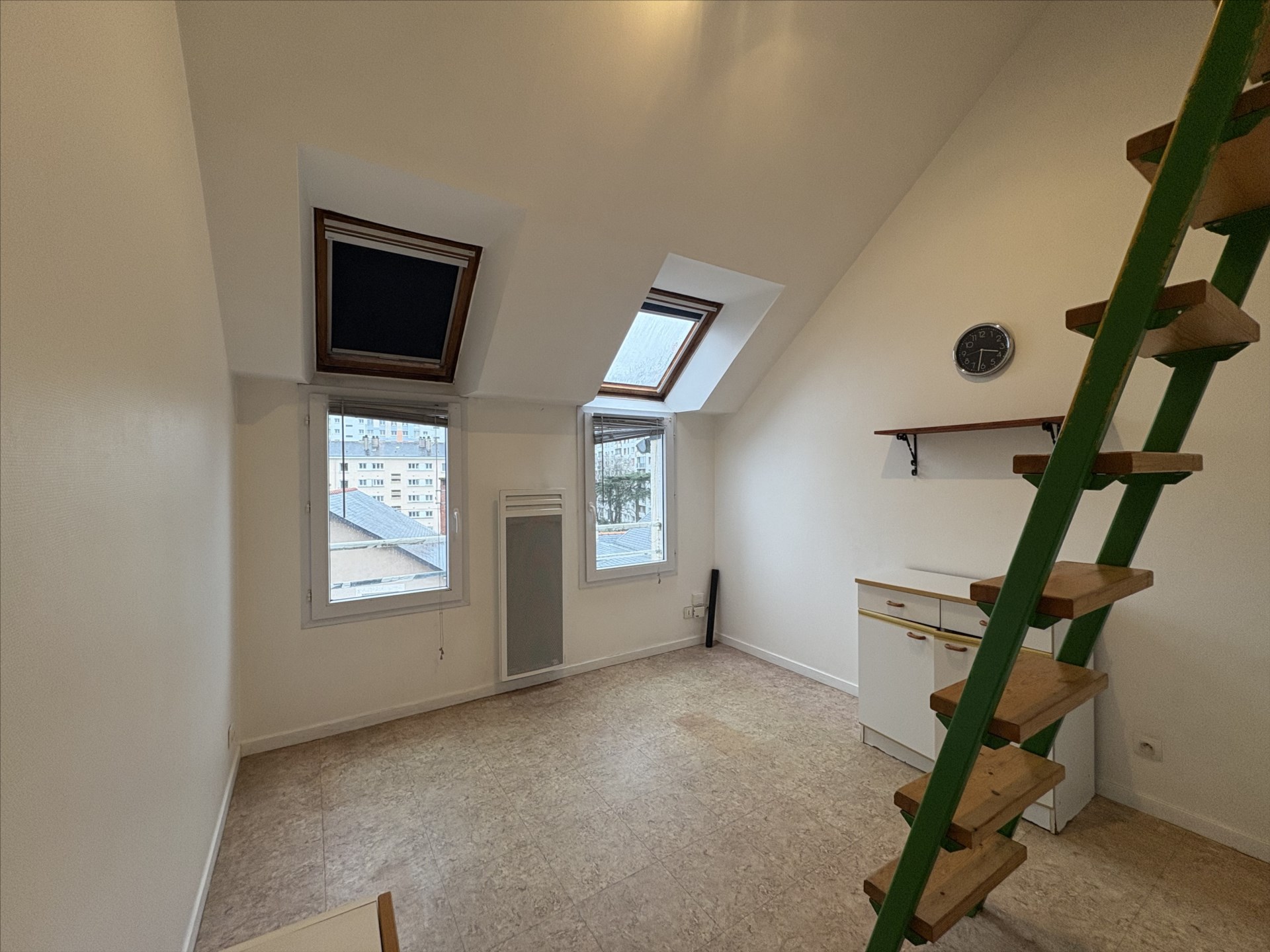 A LOUER – Studio – Angers/Belle Beille