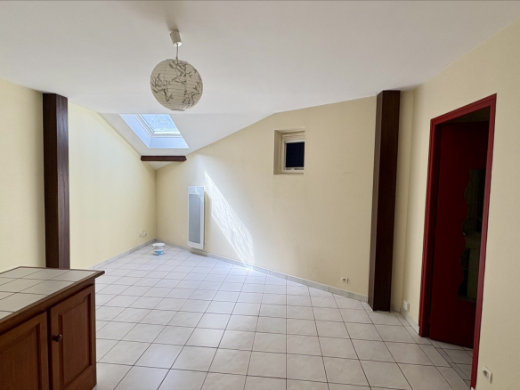 A LOUER – Appartement T1 – Angers/ Doutre