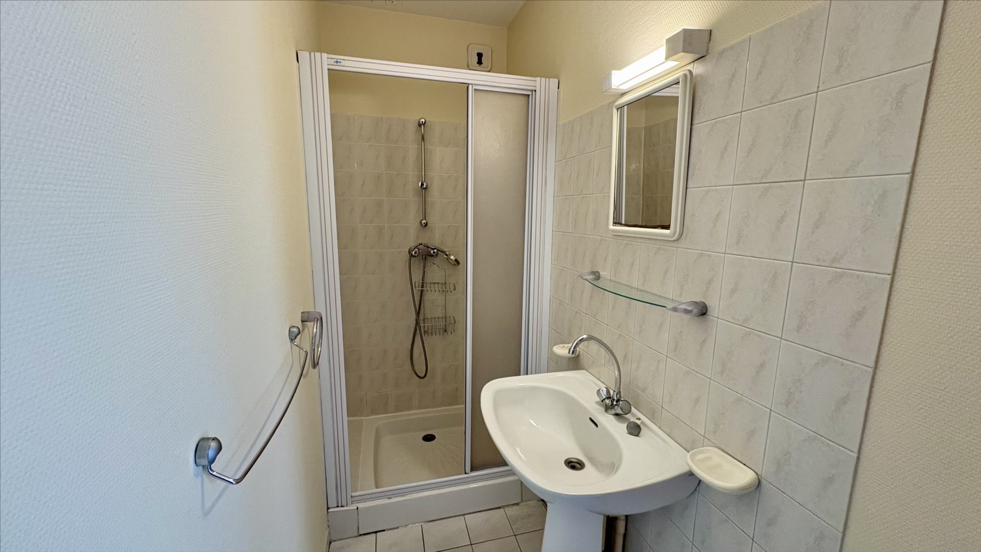A LOUER – Appartement T1 – Angers/ Doutre