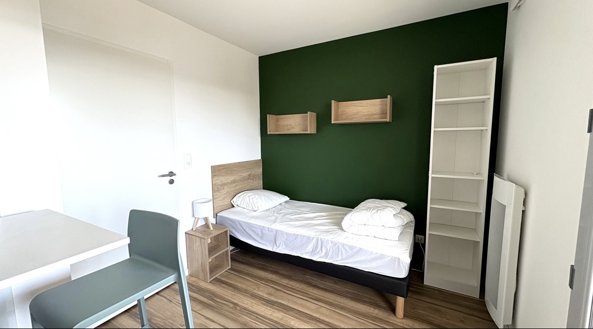 A LOUER – Studio meublé – Angers / Montaigne