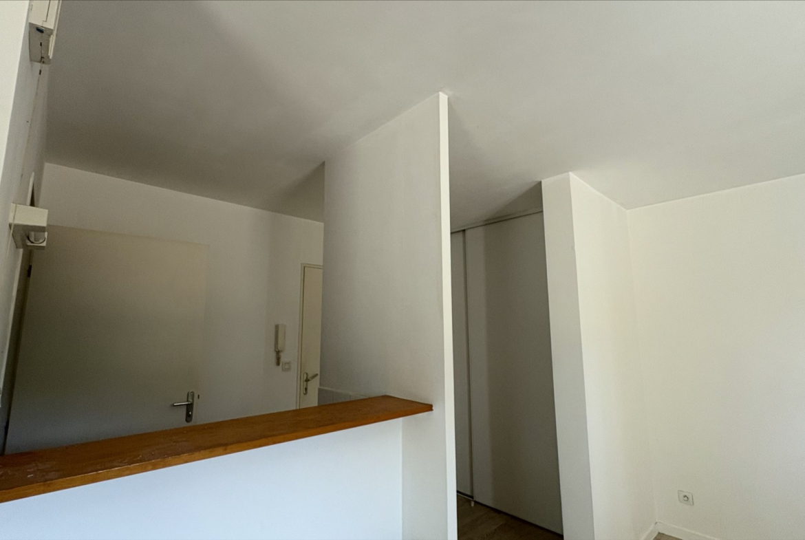 A LOUER – Studio – Angers/Belle Beille