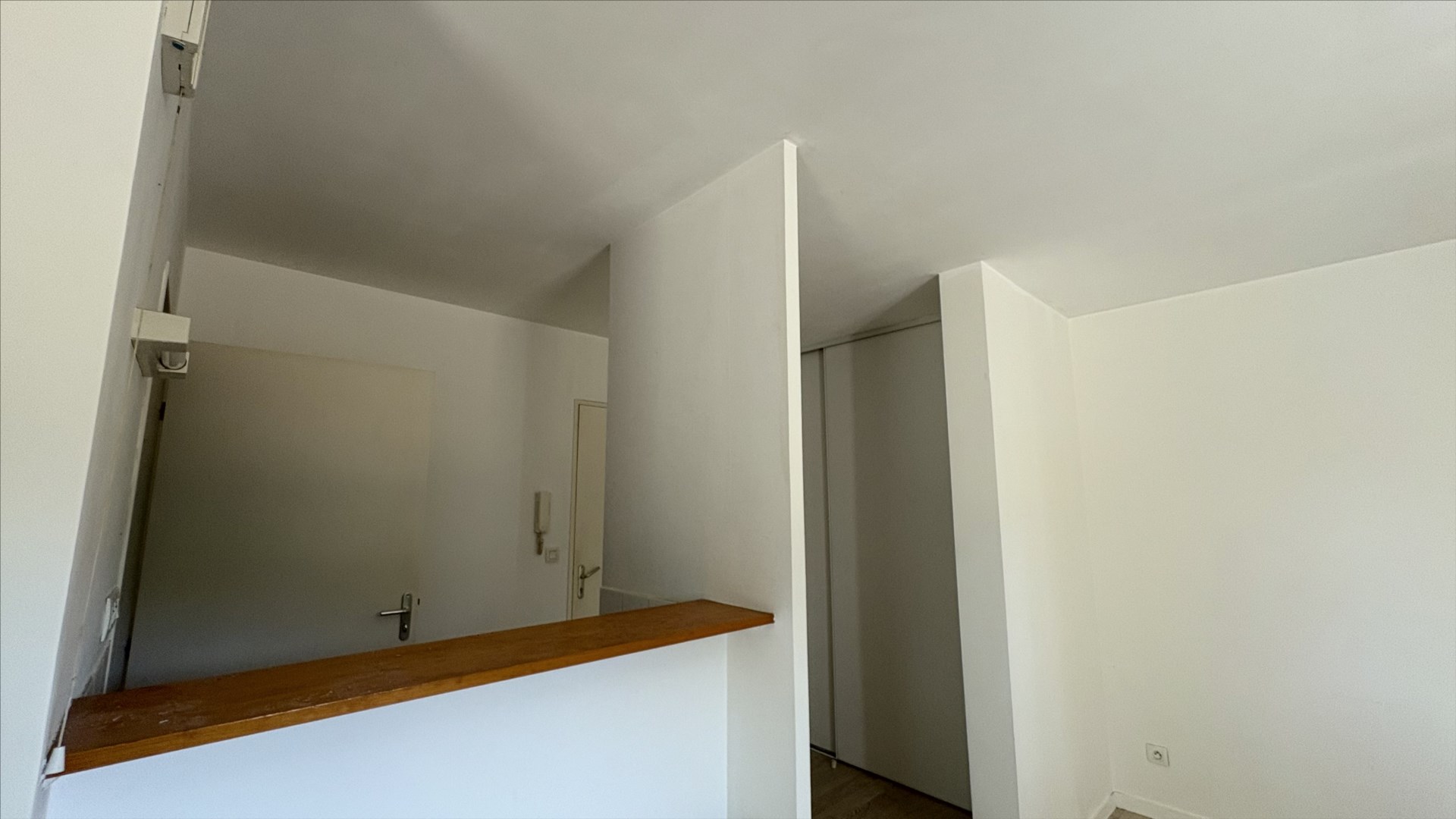 A LOUER – Studio – Angers/Belle Beille
