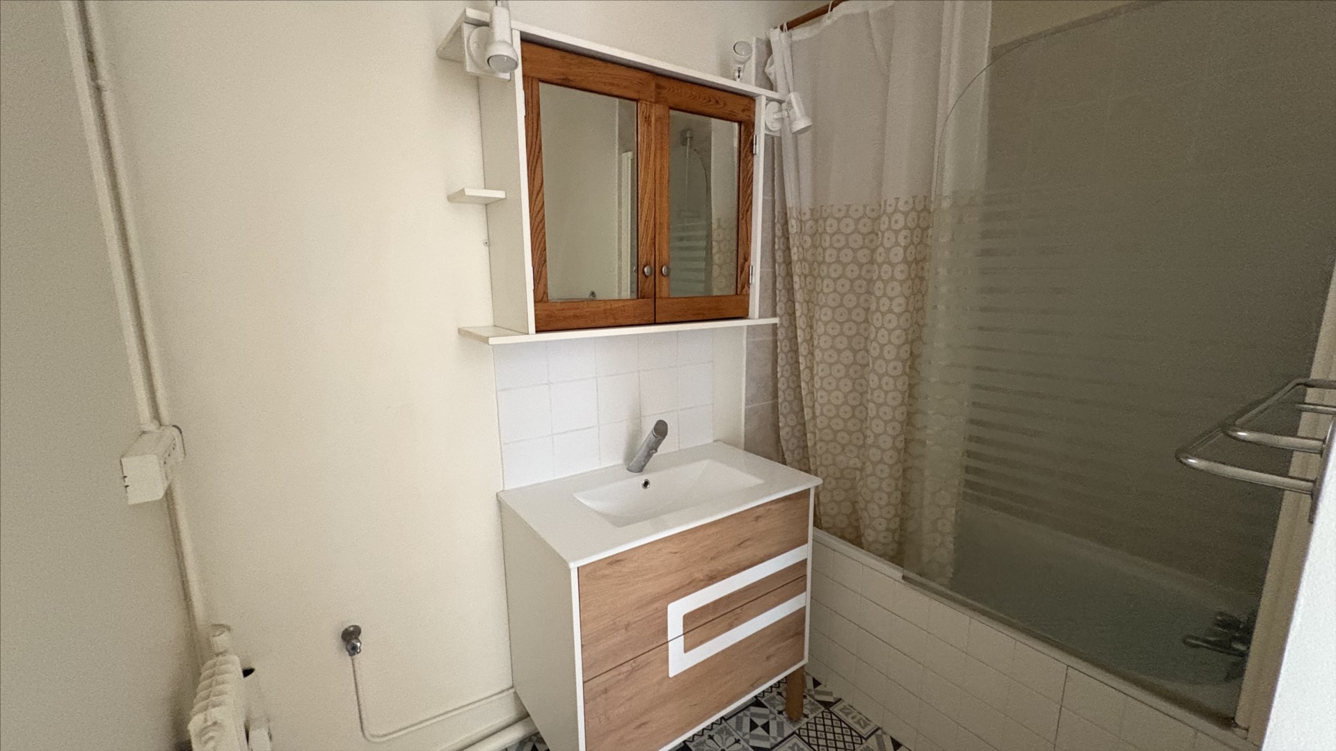 A LOUER – T1 BIS – ANGERS – CHU