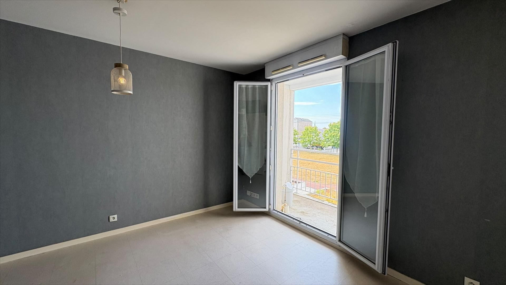 Studio (St Léonard/Jean Bouin)